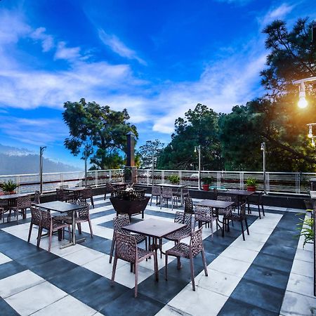 Hotel White Grand Shimla - In City Centre - A Centrally Ac Hotel Zewnętrze zdjęcie