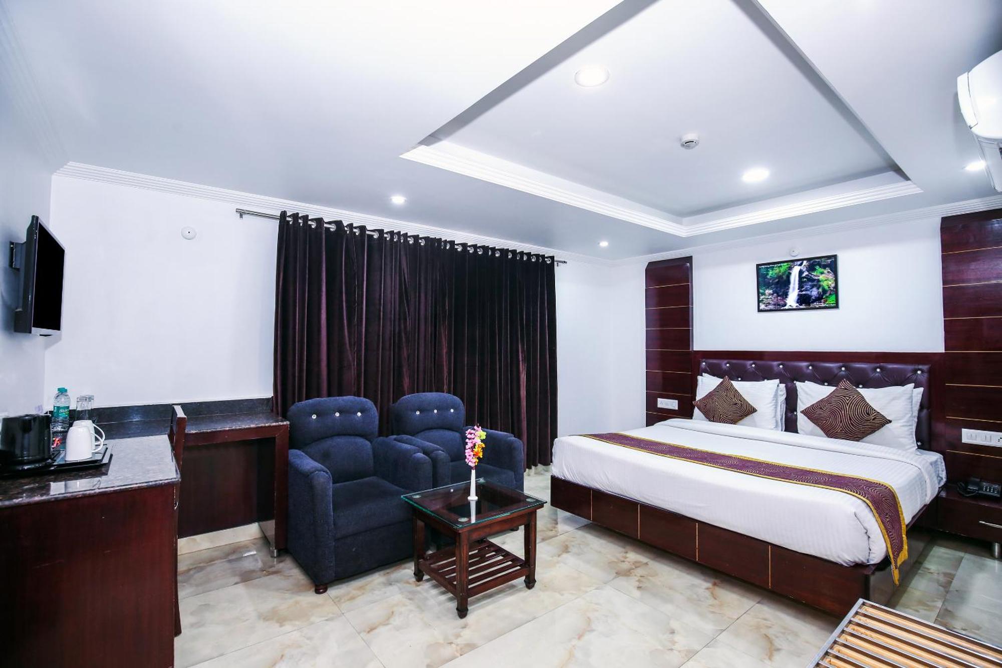 Hotel White Grand Shimla - In City Centre - A Centrally Ac Hotel Zewnętrze zdjęcie